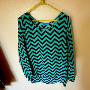 Geometric Pattern Long Sleeve Blouse, size small